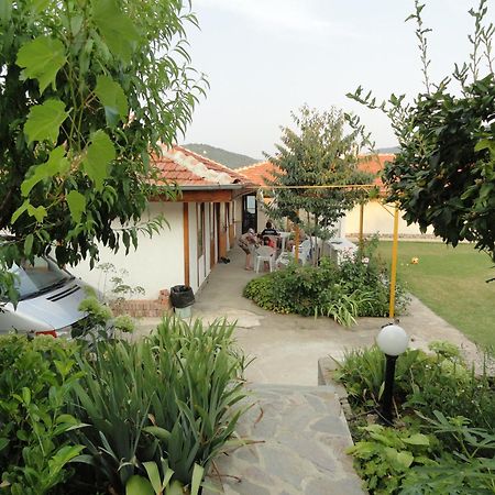 Family Hotel Belvedere Dŭlgopol Dış mekan fotoğraf