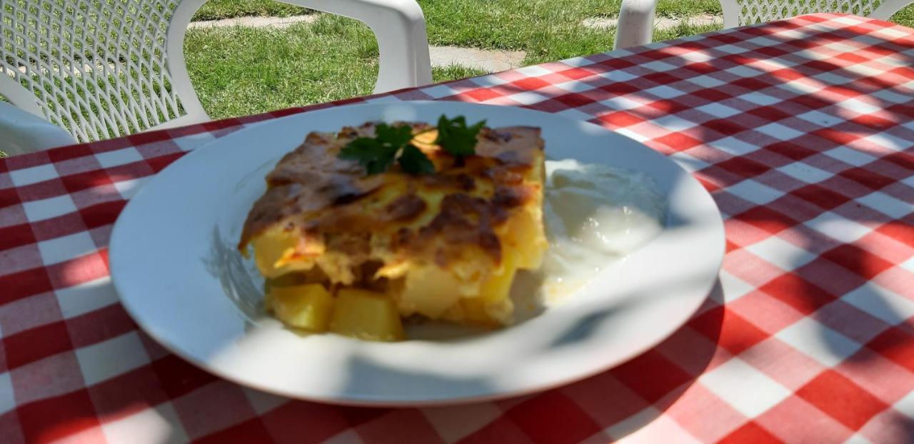 Family Hotel Belvedere Dŭlgopol Dış mekan fotoğraf