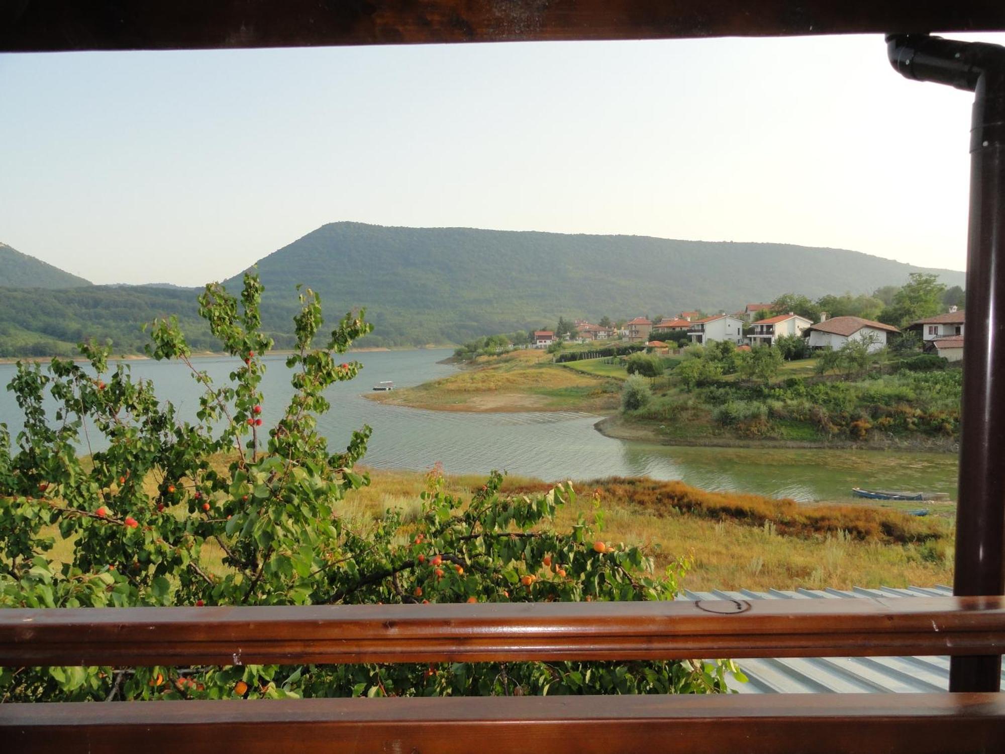 Family Hotel Belvedere Dŭlgopol Dış mekan fotoğraf