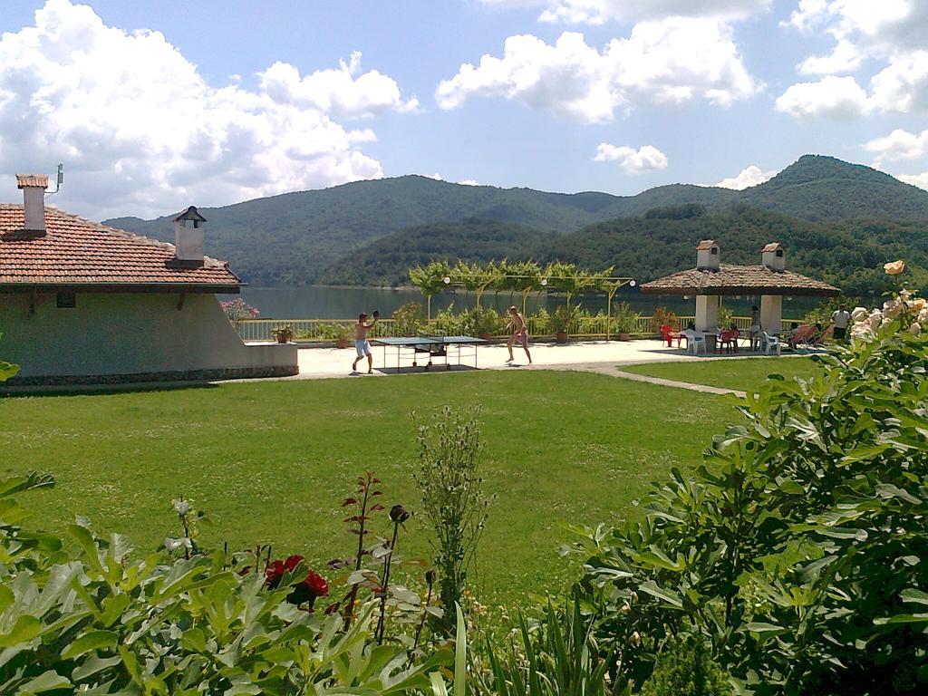 Family Hotel Belvedere Dŭlgopol Dış mekan fotoğraf