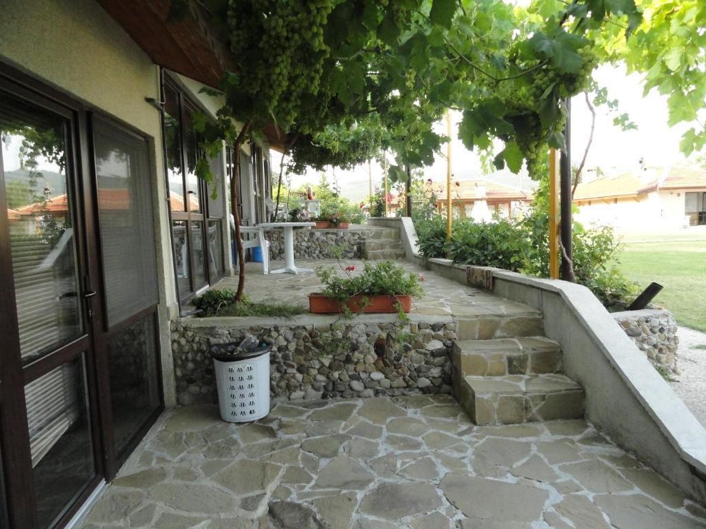 Family Hotel Belvedere Dŭlgopol Oda fotoğraf