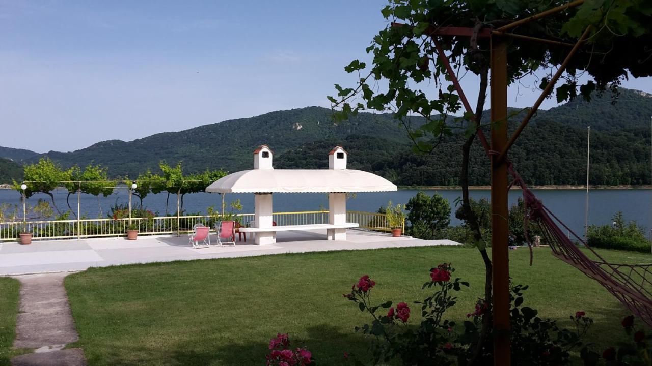 Family Hotel Belvedere Dŭlgopol Dış mekan fotoğraf