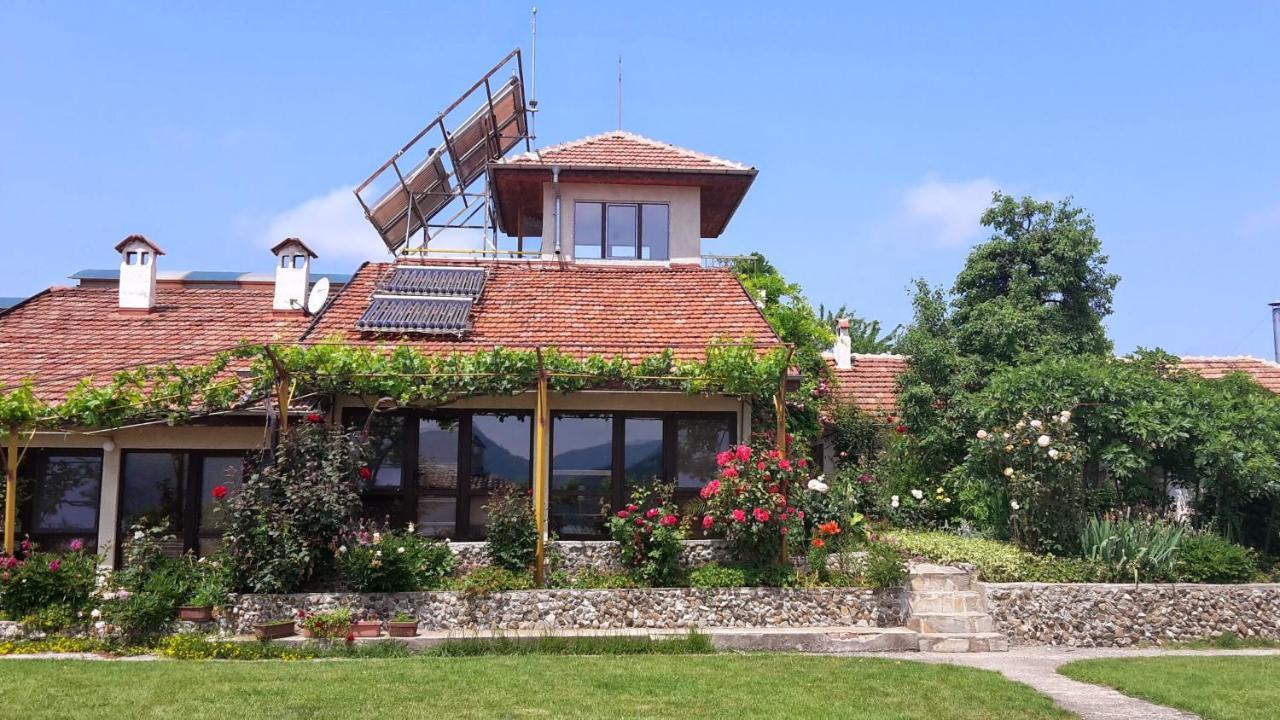 Family Hotel Belvedere Dŭlgopol Dış mekan fotoğraf